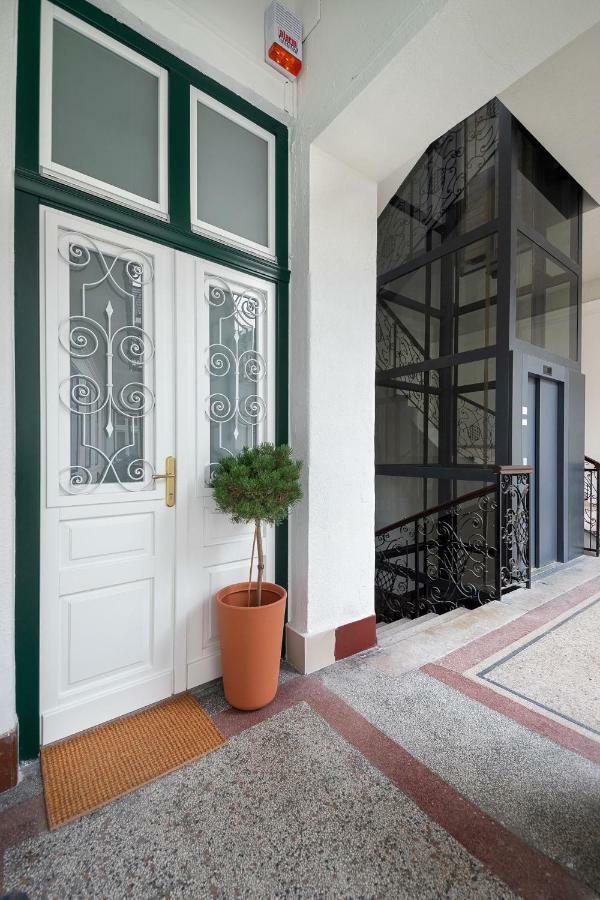 Erkel Boutique Apartment-Chic Flat By Market Hall Budapeste Exterior foto